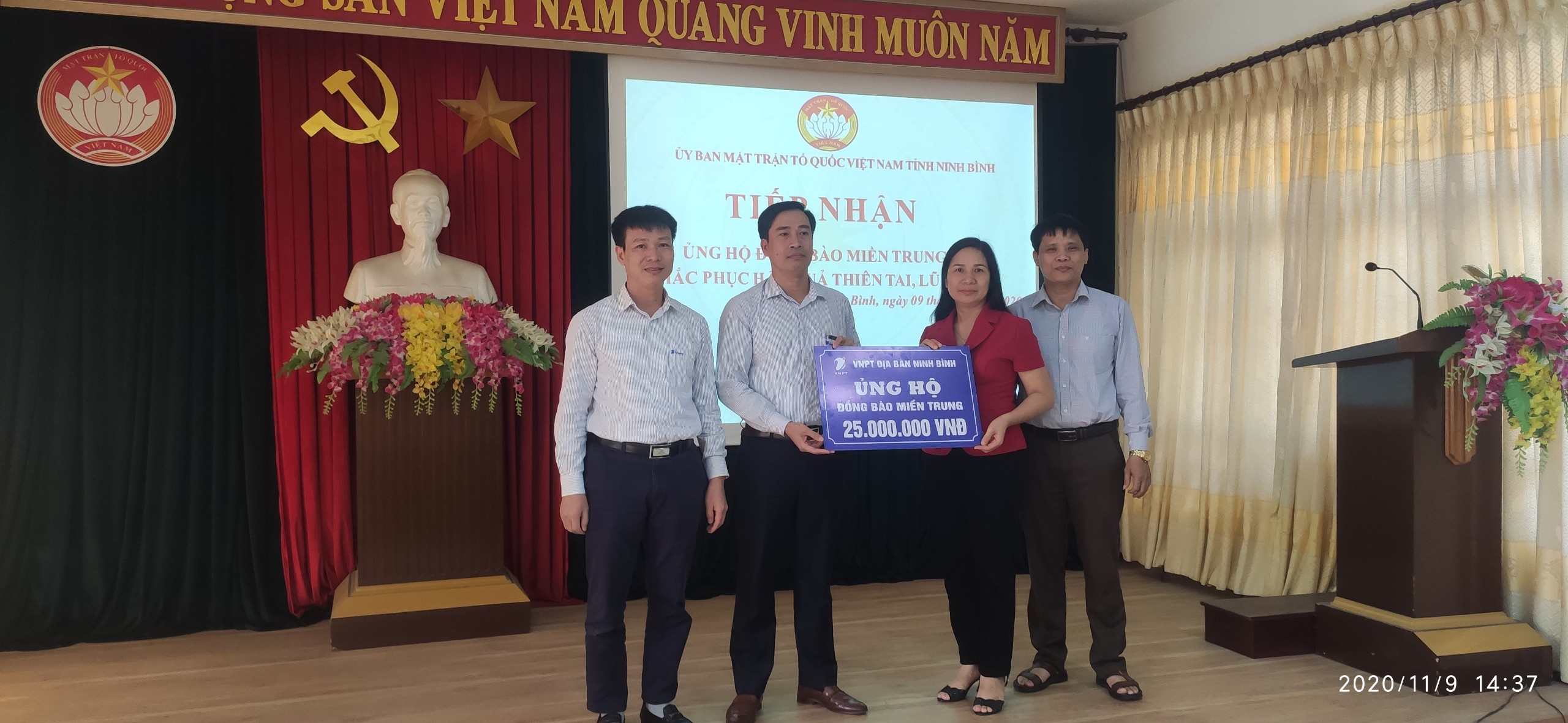 VNPT địa bàn Ninh Bình chung tay cùng các tỉnh miền Trung khắc phục thiệt hại do bão lũ VNPT địa bàn Ninh Bình chung tay cùng các tỉnh miền Trung khắc phục thiệt hại do bão lũ